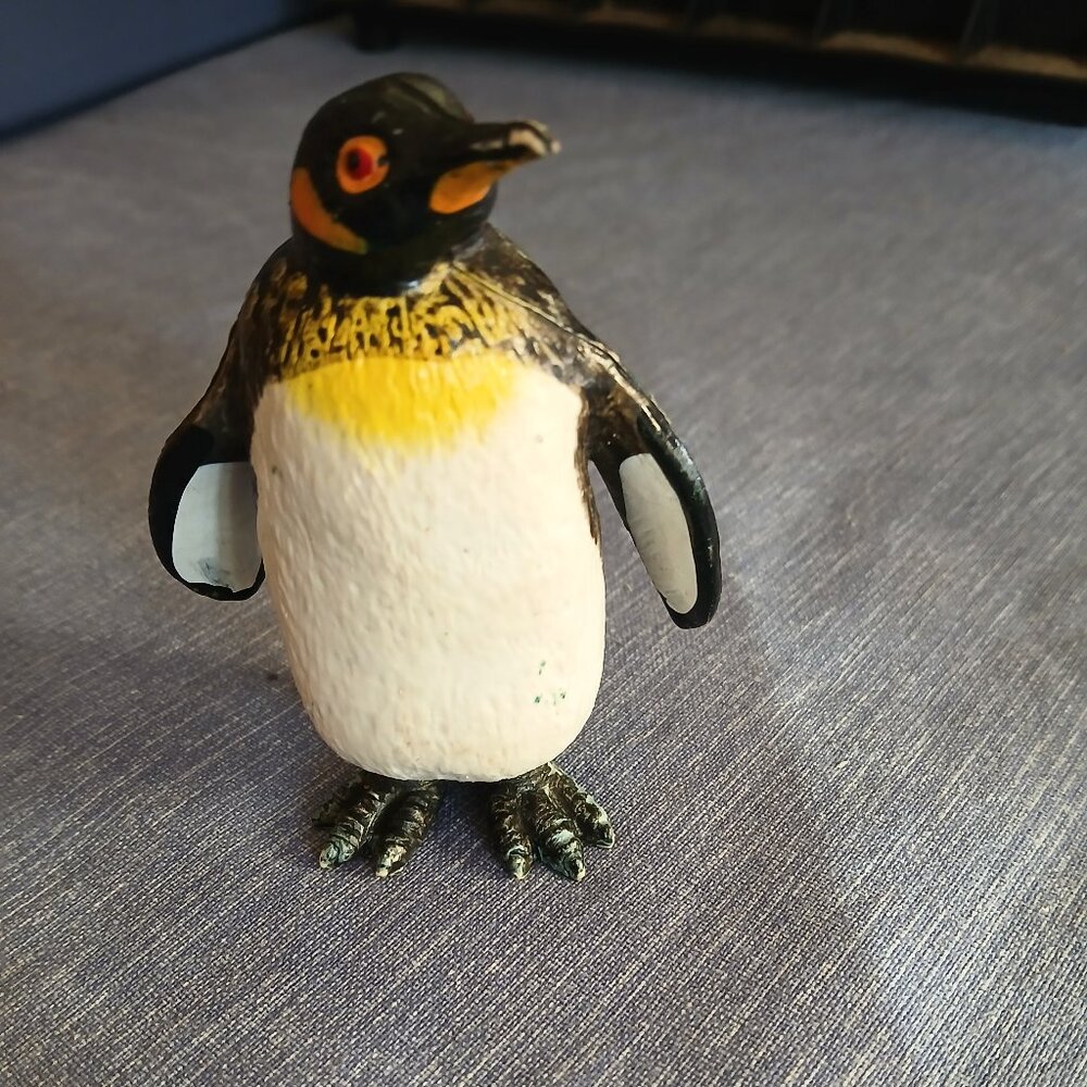 Emperor Penguin animal 3.5" PVC Used